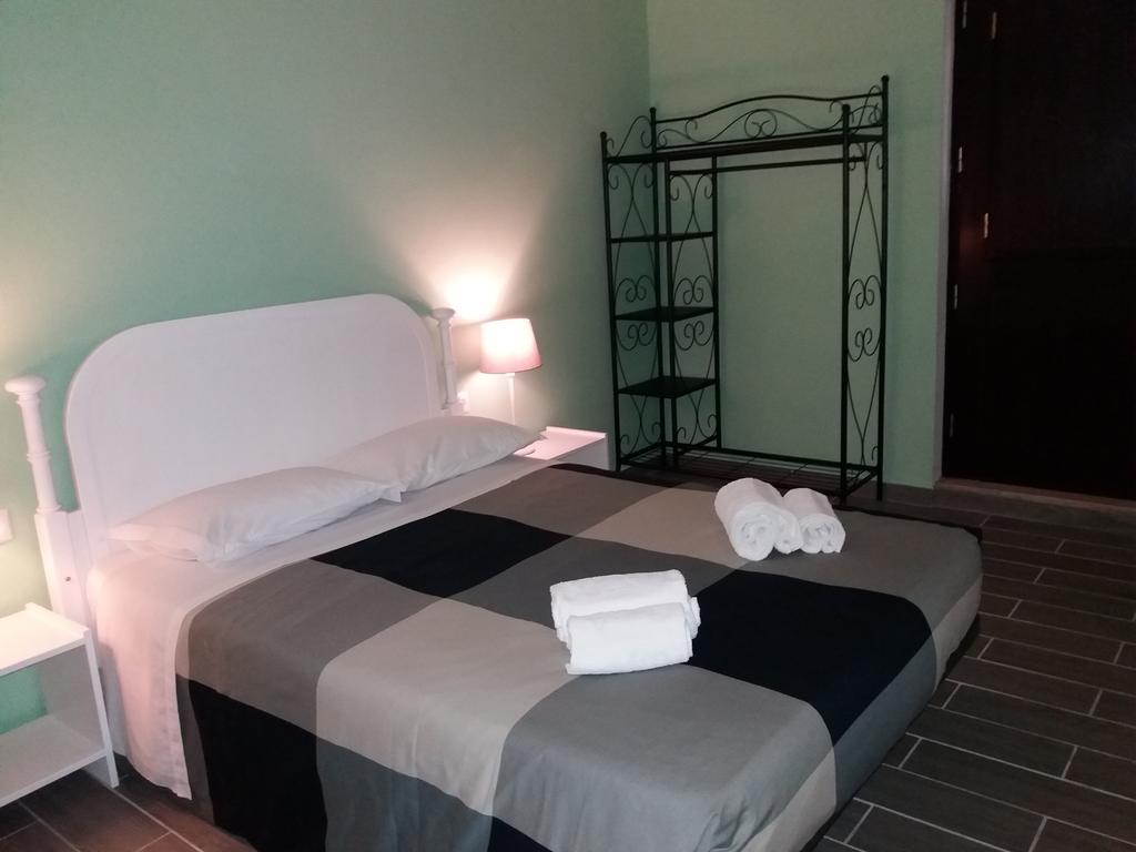 Alojamentos Vitinho 2 - Vila Nova Milfontes Vila Nova de Milfontes Kültér fotó